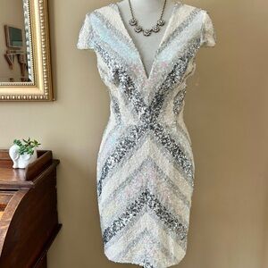 Dress the Population Zoe White Silver Sequin Deep V Cap Sleeve Dress Size Large